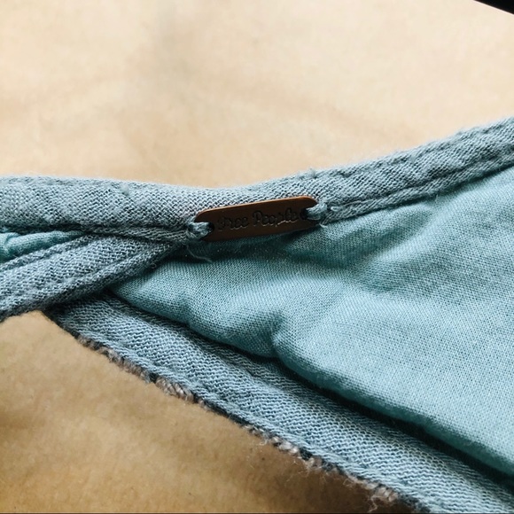 SOLD Free People light green embroidered dress - Picture 5 of 7